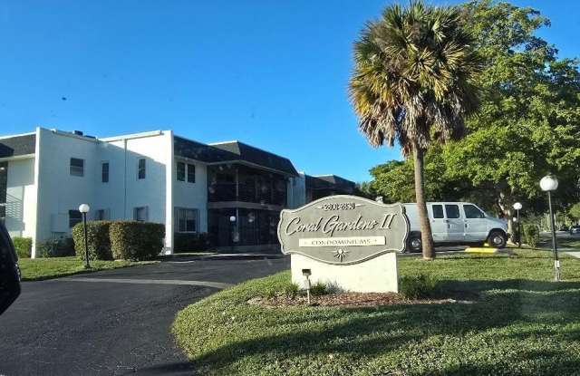 2810 Riverside Drive unit: 202 photos photos