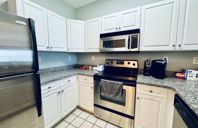 1 Cityview Ln photos photos