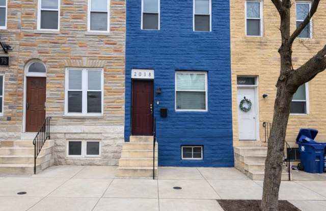 Renovated 3BR Rowhome with Central AC  Fenced Yard photos photos