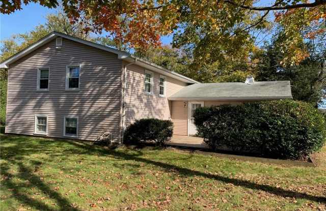 111 Great Hammock Road Gallery 2