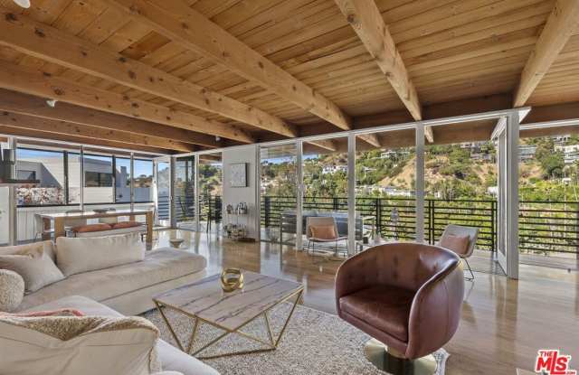 9119 Thrasher Ave photos photos