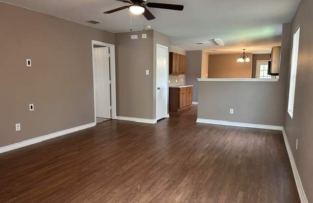 4021 Shawnee Trail Gallery 4