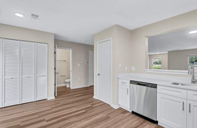 Willow Bend Townhomes - Affordable Housing Gallery 2