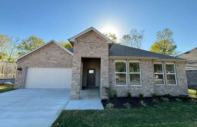 Coming Soon! Newer Construction!! 4 Bedrooms 2 Bathrooms in the Goose Creek Subdivision! photos photos
