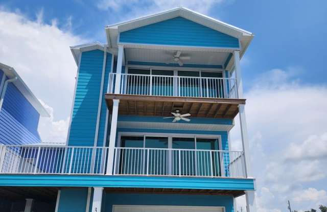 WATERFRONT ON WATSON BAYOU photos photos