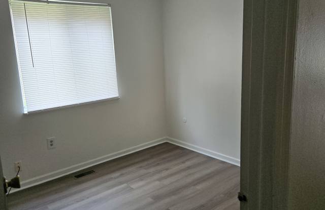 3223 Garvin Road Gallery 4