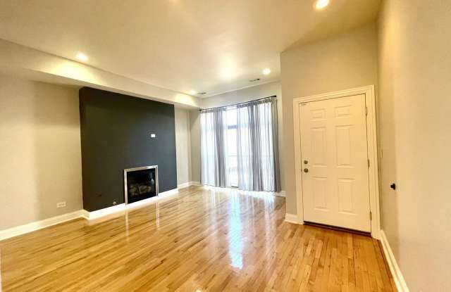 469 E Bowen Avenue Gallery 4