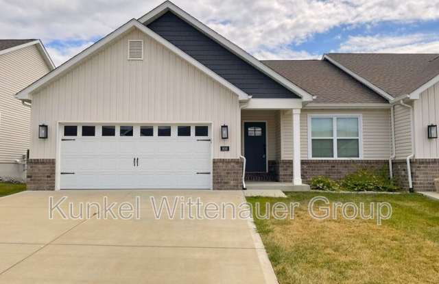 806 Applewood Creek Drive photos photos