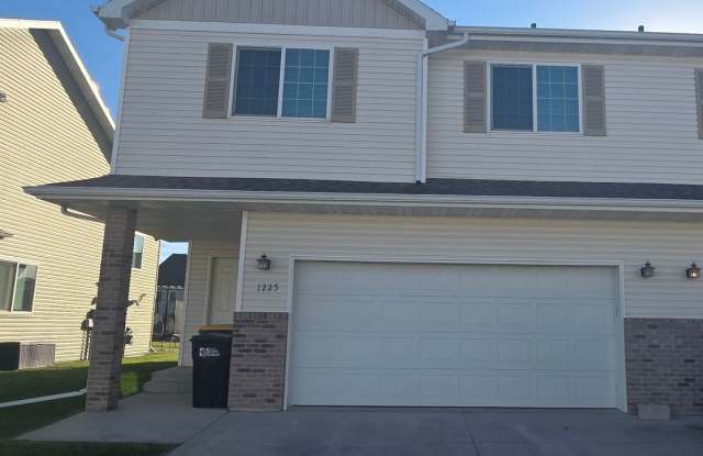 3 Bed 3 Bath Twin Home photos photos