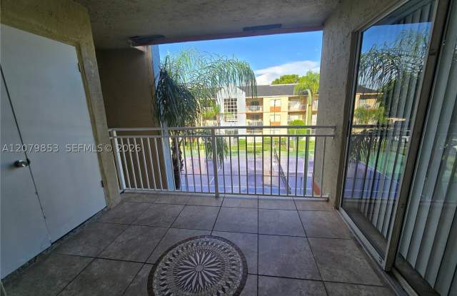 18860 NW 57th Ave photos photos