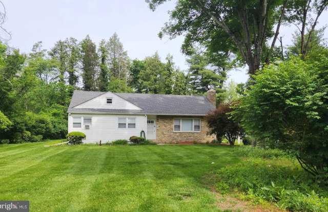 644 KINGSTON ROAD photos photos