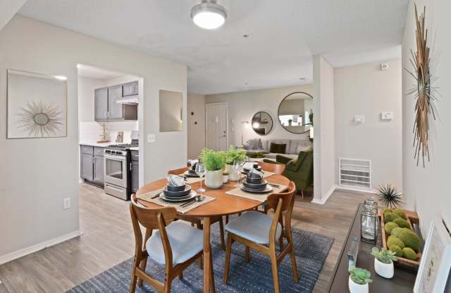 300 Riverside Apartment Homes photos photos