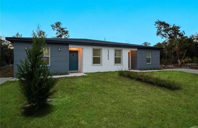 2252 FERNWOOD STREET photos photos