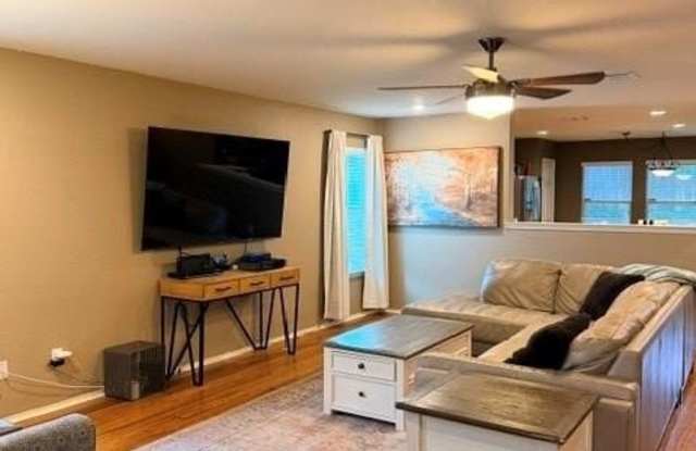 12911 Balez Drive Gallery 1