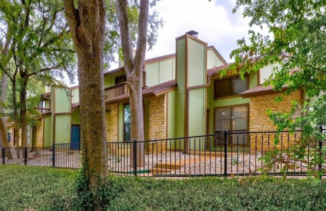 1702 Timber Ridge Dr - 1702 Timber Ridge Drive, Austin, TX 78741