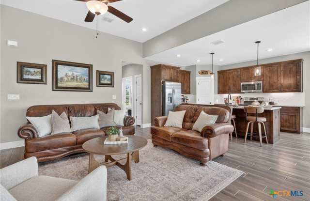 876 Primrose Path Gallery 4