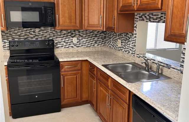 7941 Southgate Blvd photos photos