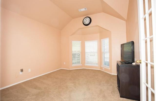 2508 Persimmon Drive Gallery 3