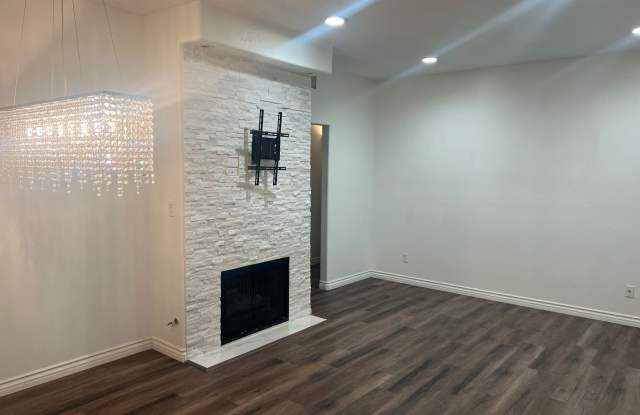 2 Bedroom 1st Floor Unit in Rancho San Diego photos photos