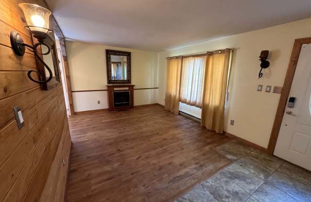 7221 Hillview Drive Gallery 4