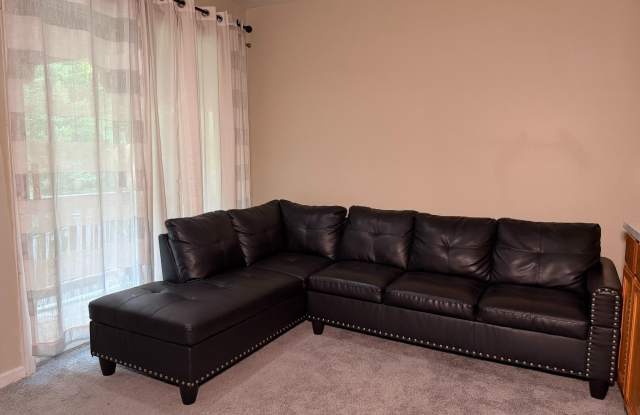 853 FARAWAY Court Gallery 3