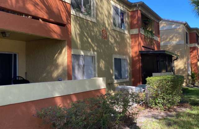 Large 1 bedroom Condo on Second Floor Overseeing Community Pool in Casselberry photos photos