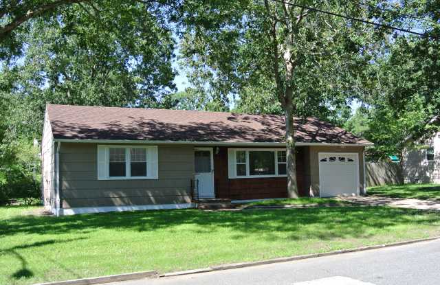 1707 Sommerell Ave photos photos