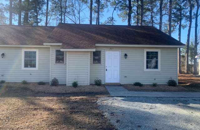 Two Bedroom, One Bath Duplex in Havelock photos photos