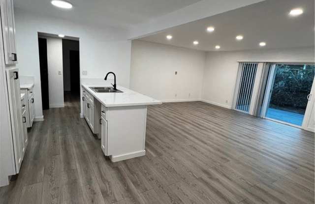 334 E 220th Street - 334 East 220th Street, Carson, CA 90745