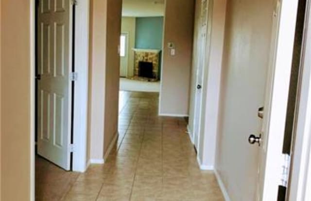 10000 Dolerite Drive Gallery 4
