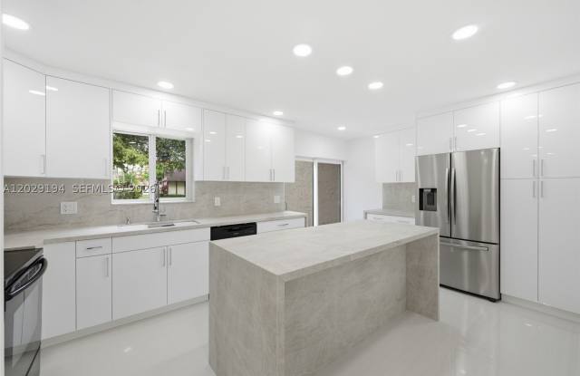 22384 Thousand Pines Ln Gallery 4