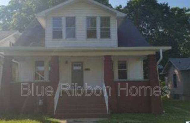 2543 East 5th Avenue photos photos