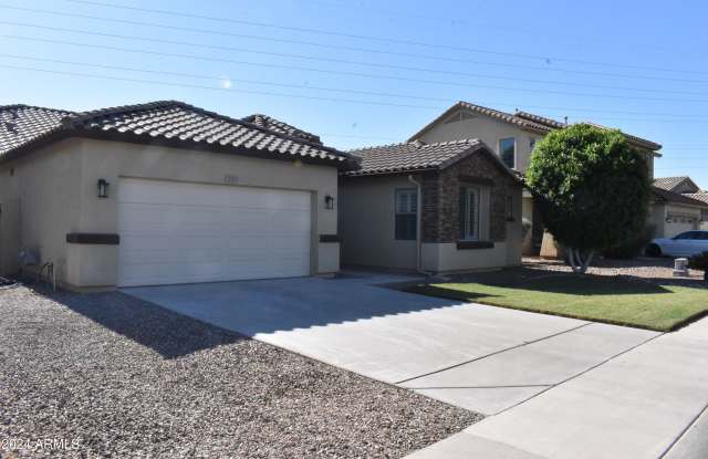 2217 E ALOE Place - 2217 East Aloe Place, Chandler, AZ 85286