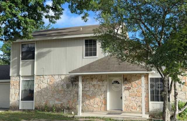 724 Sunshadow Drive photos photos