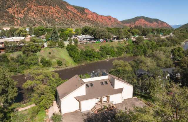 3010 Hager Lane Gallery 2