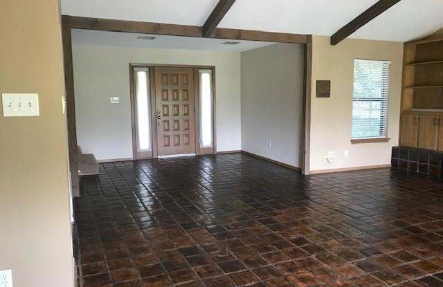 10043 Coffey Road Gallery 3