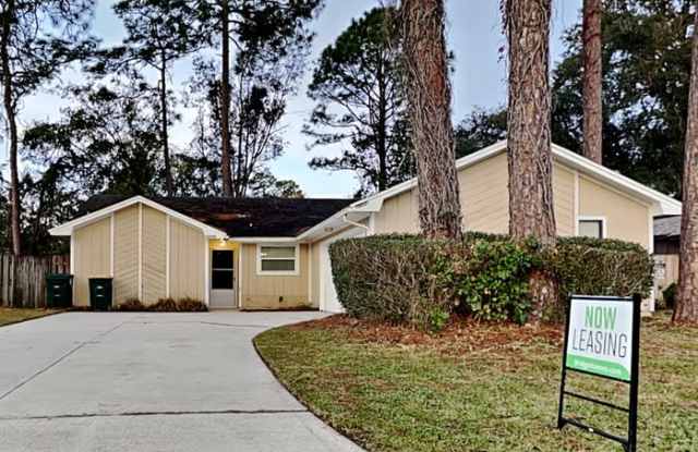 11168 Cloverhill Circle West photos photos