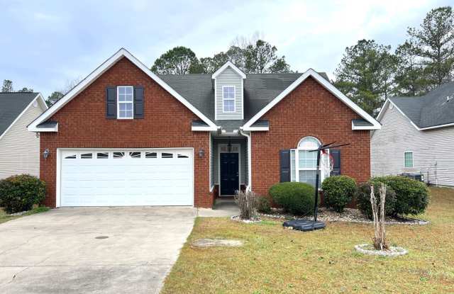 Minutes away from Geico, YKK and Downtown Macon - 447 Apple Blossom Way, Macon-Bibb, GA 31217