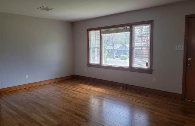 3302 Merkner Drive Gallery 2