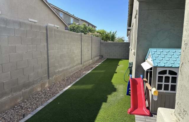 2731 South Eastridge photos photos