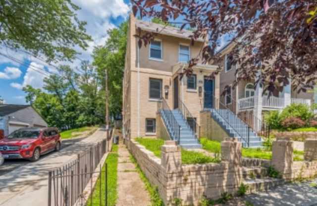 1610 W Street SE photos photos