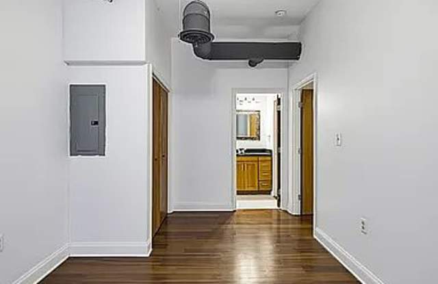 92 South Main Street Gallery 3