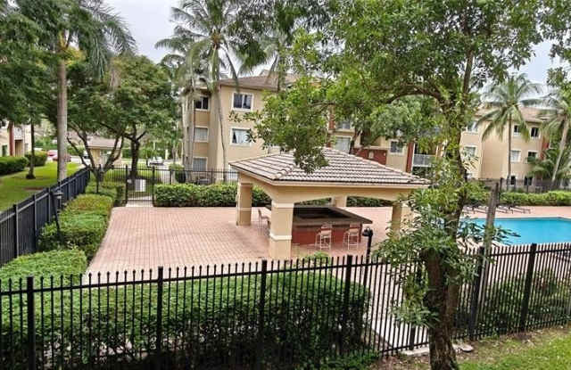 7085 Nova Dr photos photos