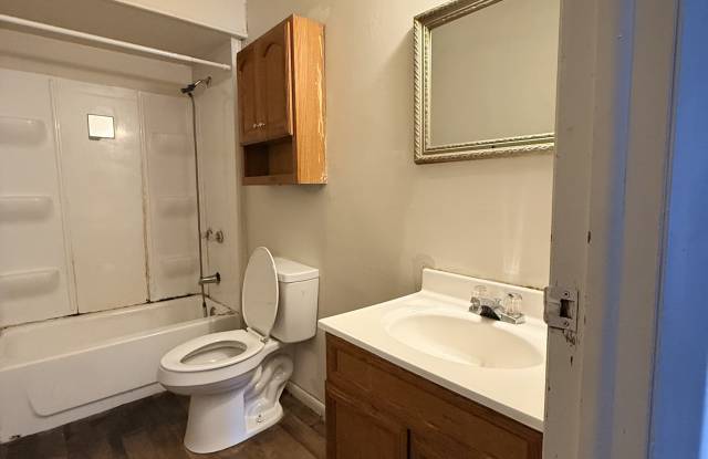 210 West Columbus Street Apt A Gallery 4