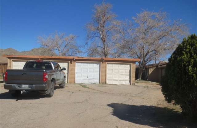 20316 Rimrock photos photos