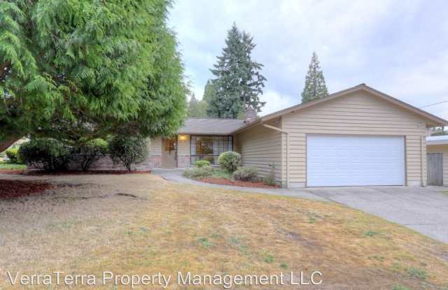 14243 SE 22nd St - 14243 Southeast 22nd Street, Bellevue, WA 98007