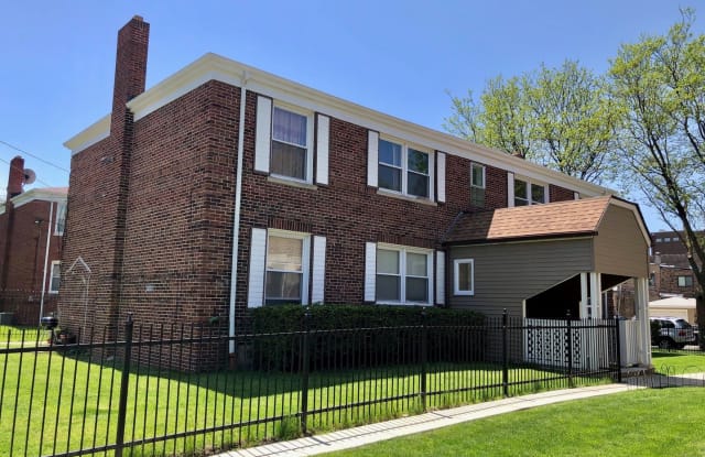 7211 North Bell Avenue - 7211 North Bell Avenue, Chicago, IL 60645