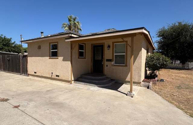 Cozy Home Now Available in Dinuba!!! photos photos