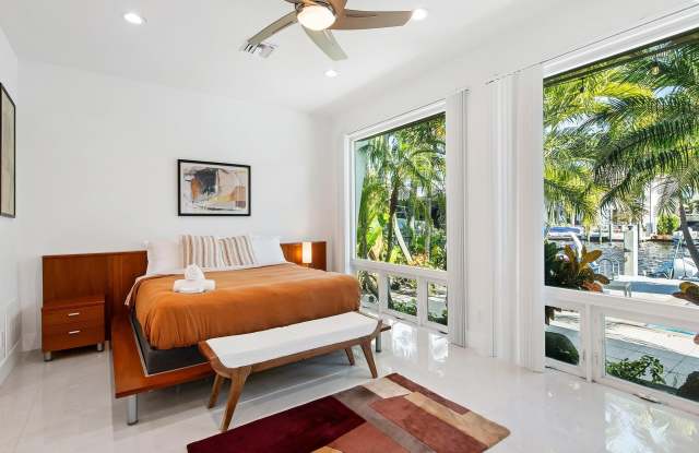 1612 SE 13 photos photos