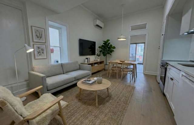 2007 Green St - 2R photos photos